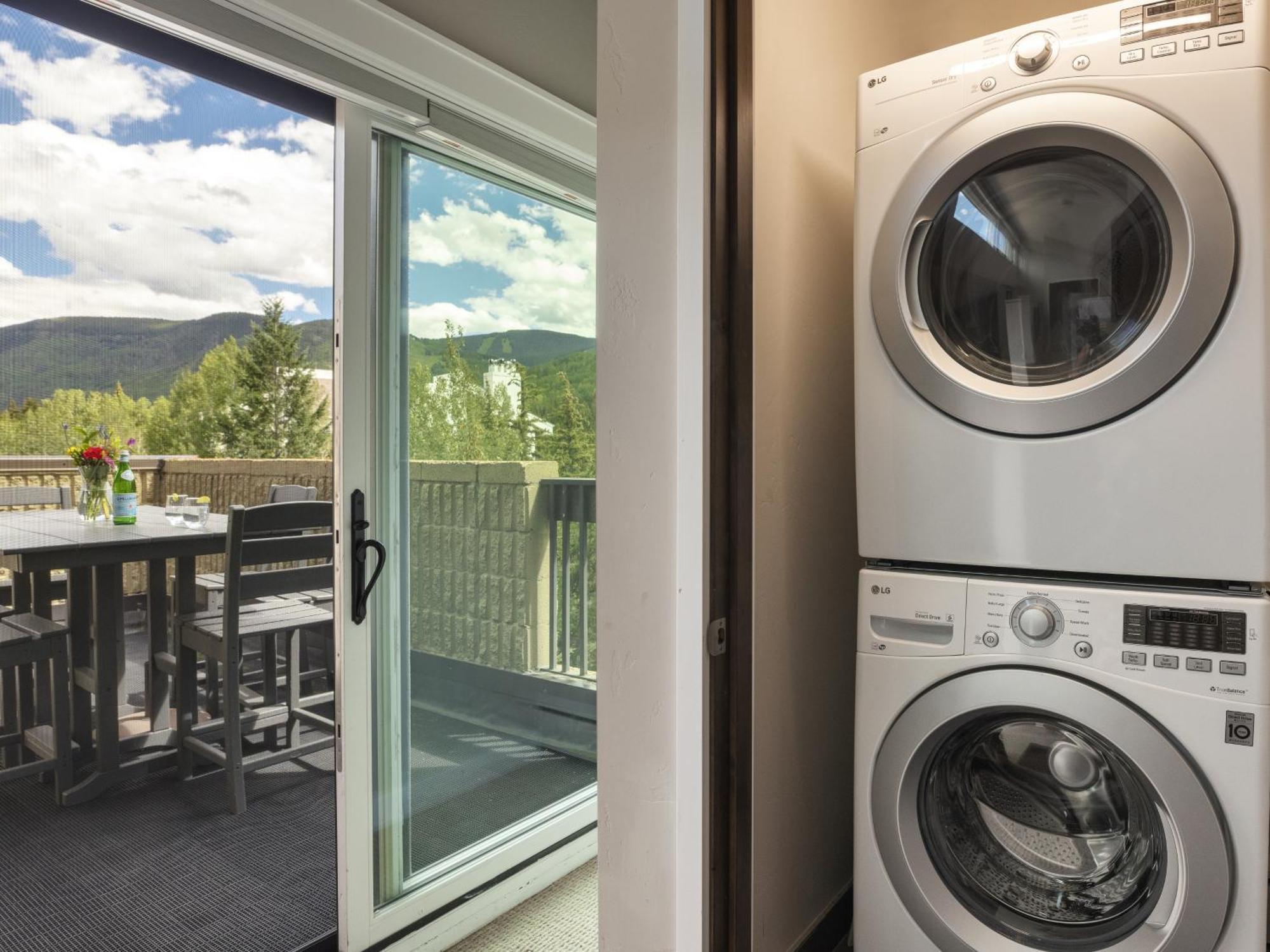 21 - Coraltree Collection Vail